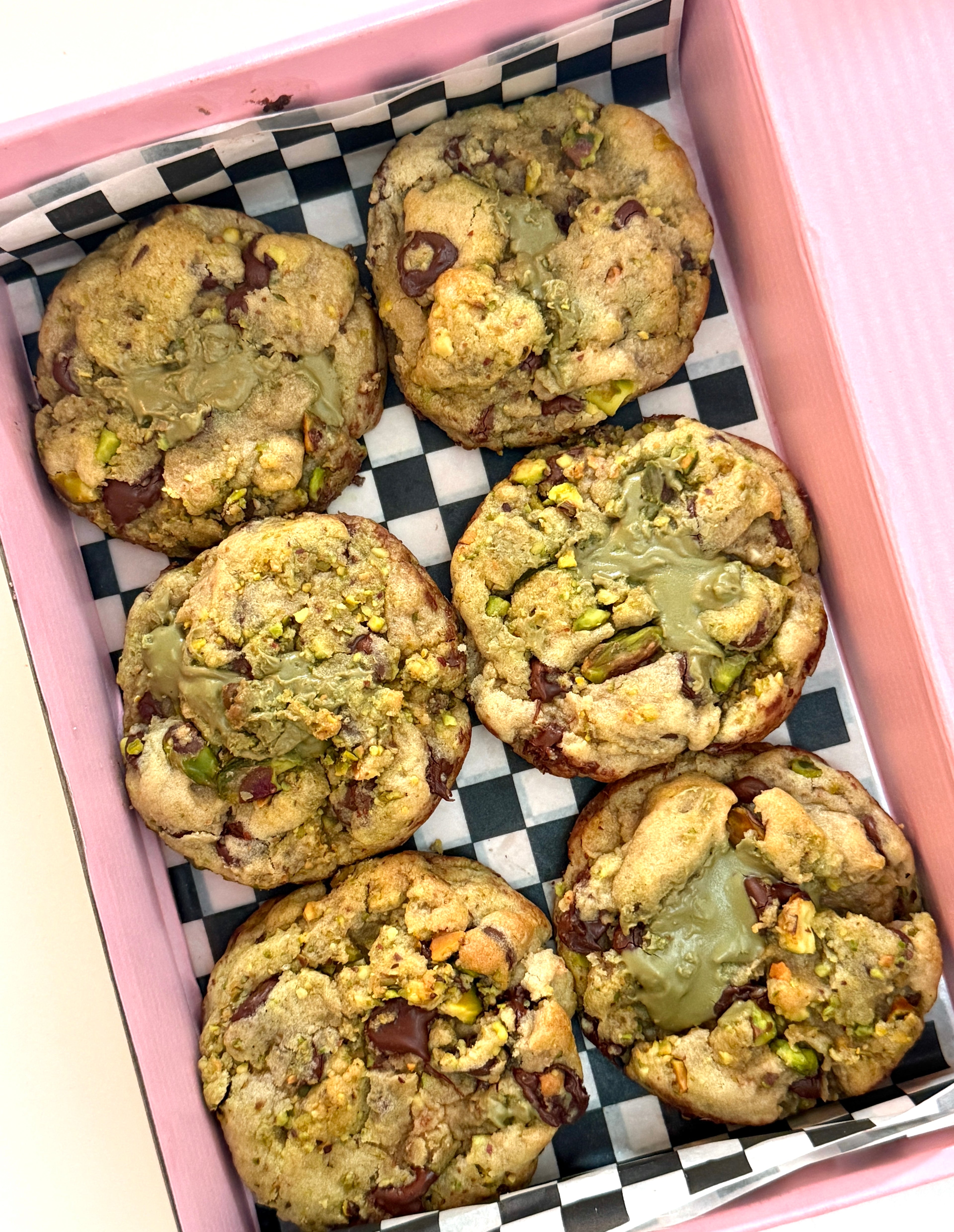 Dubai Pistachio Chocolate Chip Cookies