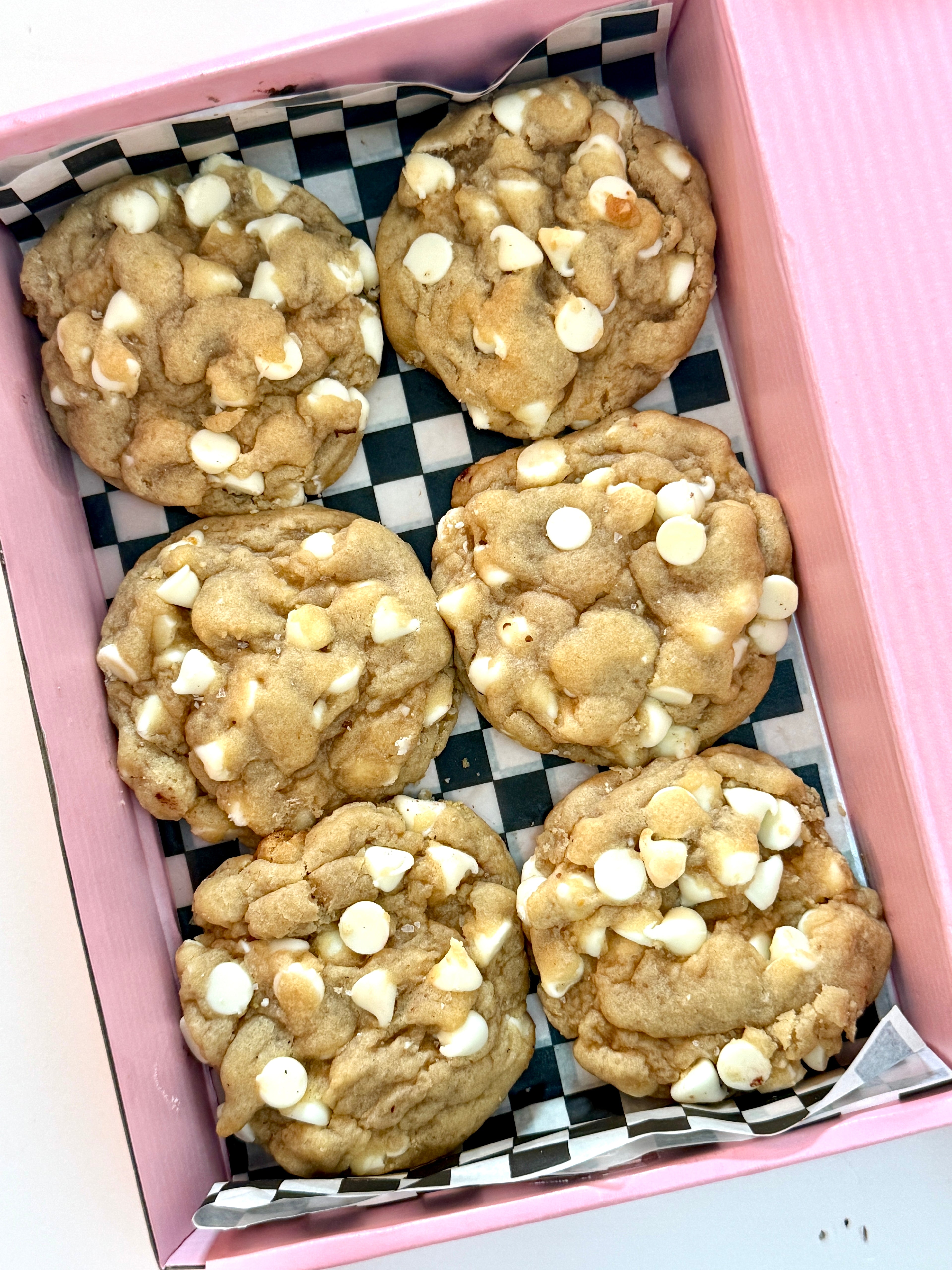 White Chocolate Chip Macadamia Cookies